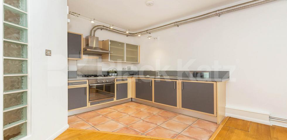 			WAREHOUSE  LIVE/WORK APARTMENT, 1 Bedroom, 1 bath, 1 reception Apartment			 SPRINGFIELD HOUSE LOFTS-TYSSEN STREET, DALSTON-HAGGERSTON-SHOREDITCH